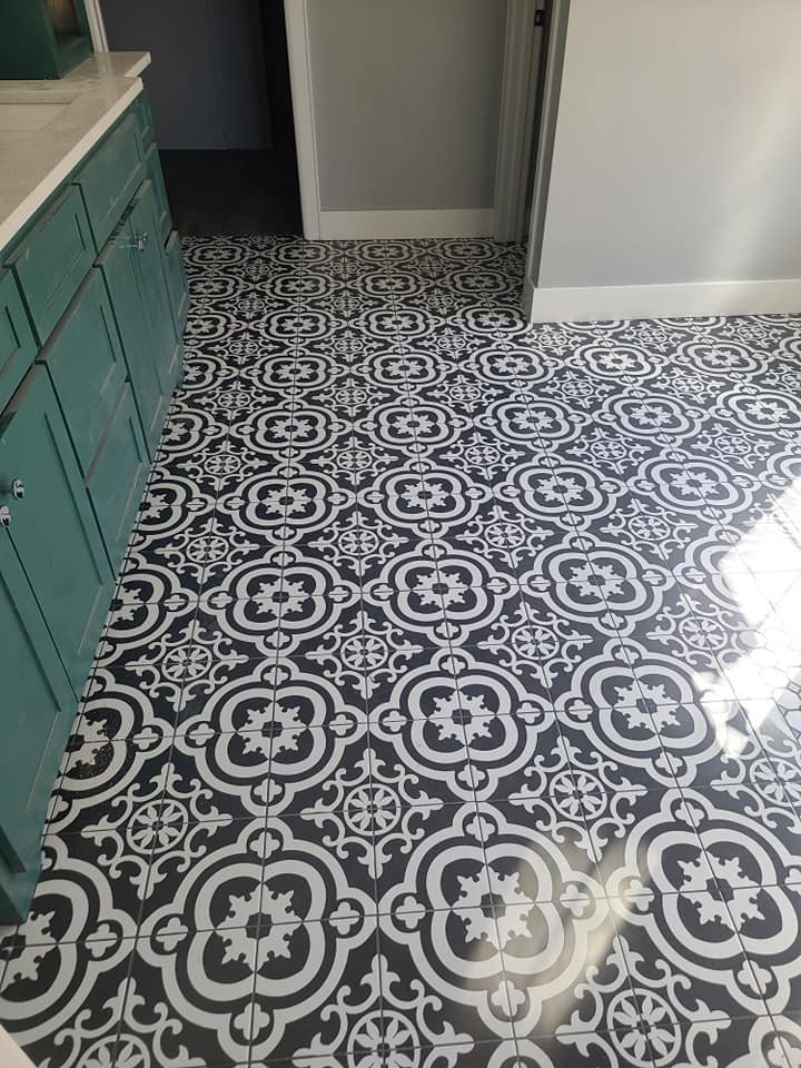 Apartment 6
